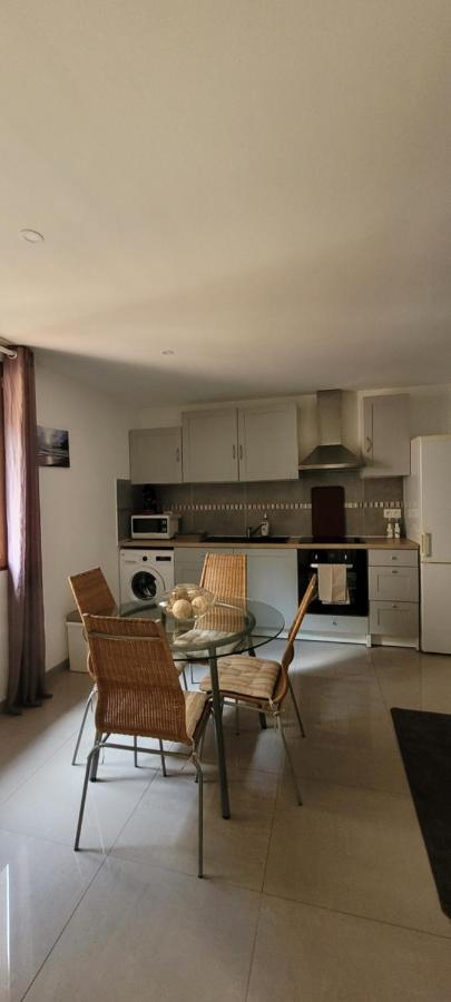 Charmant Duplex Au Coeur Du Village Котиняк Екстериор снимка